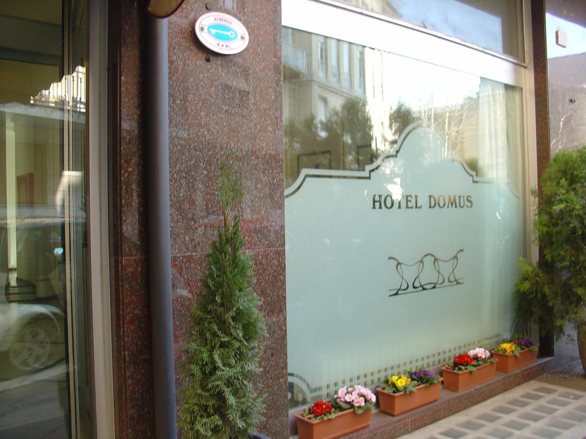 Domus Hotel Alessandria Exterior photo