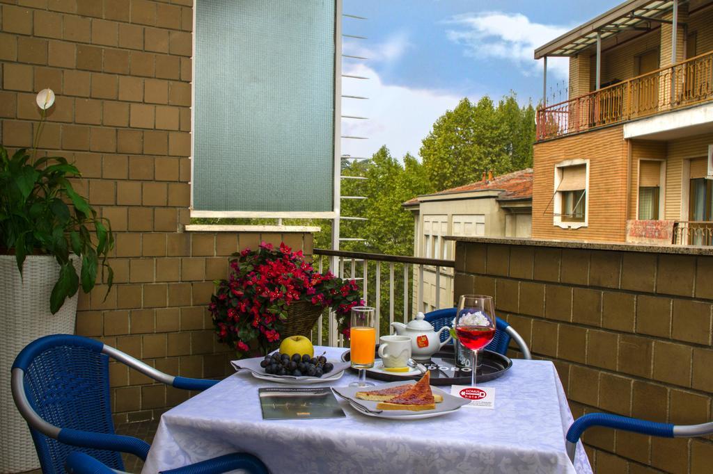 Domus Hotel Alessandria Exterior photo